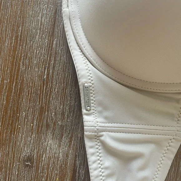 Strapless Bra - Picture 2 of 3